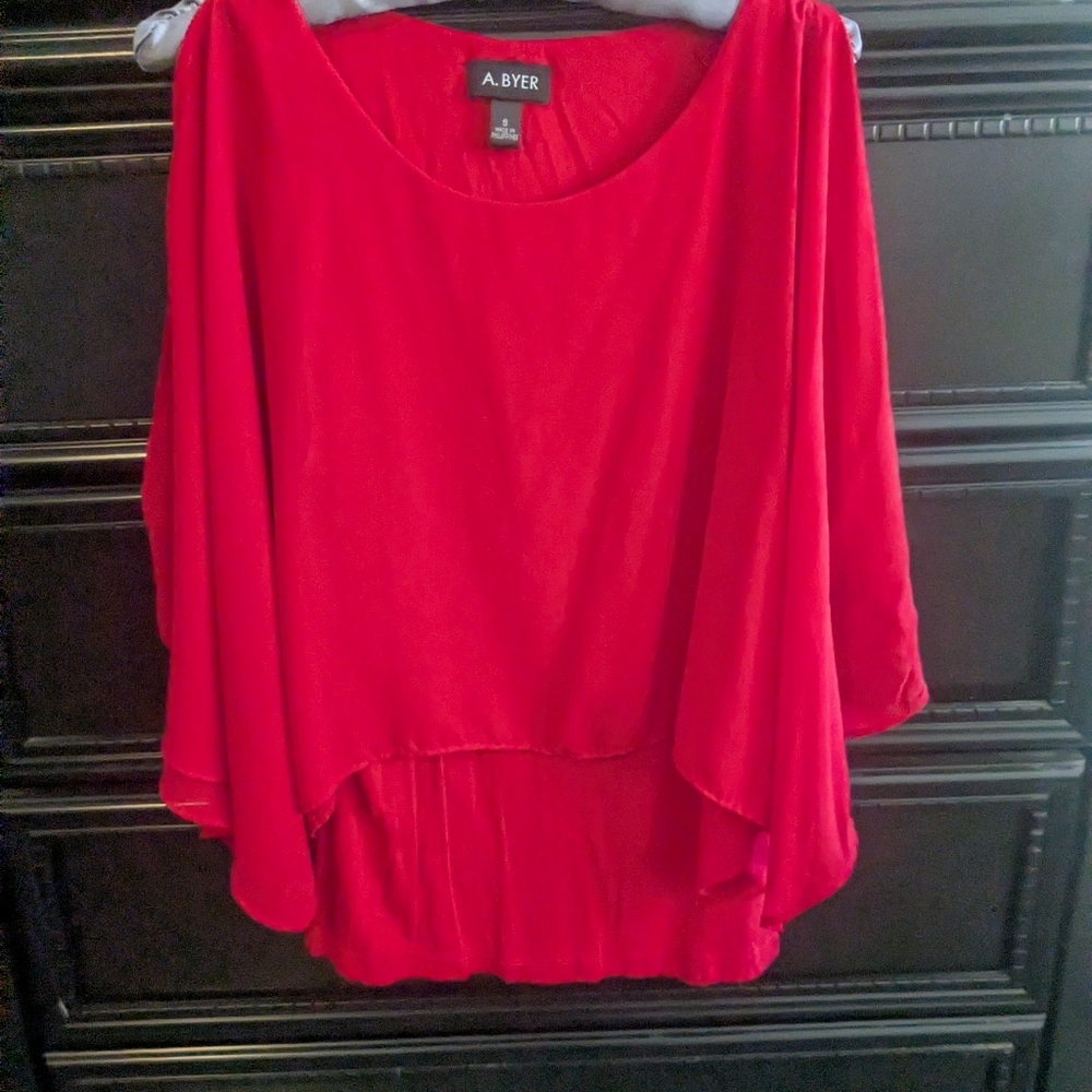 A. Byer Dressy Red Layered Draped Tunic Top Size Small Split Shoulder